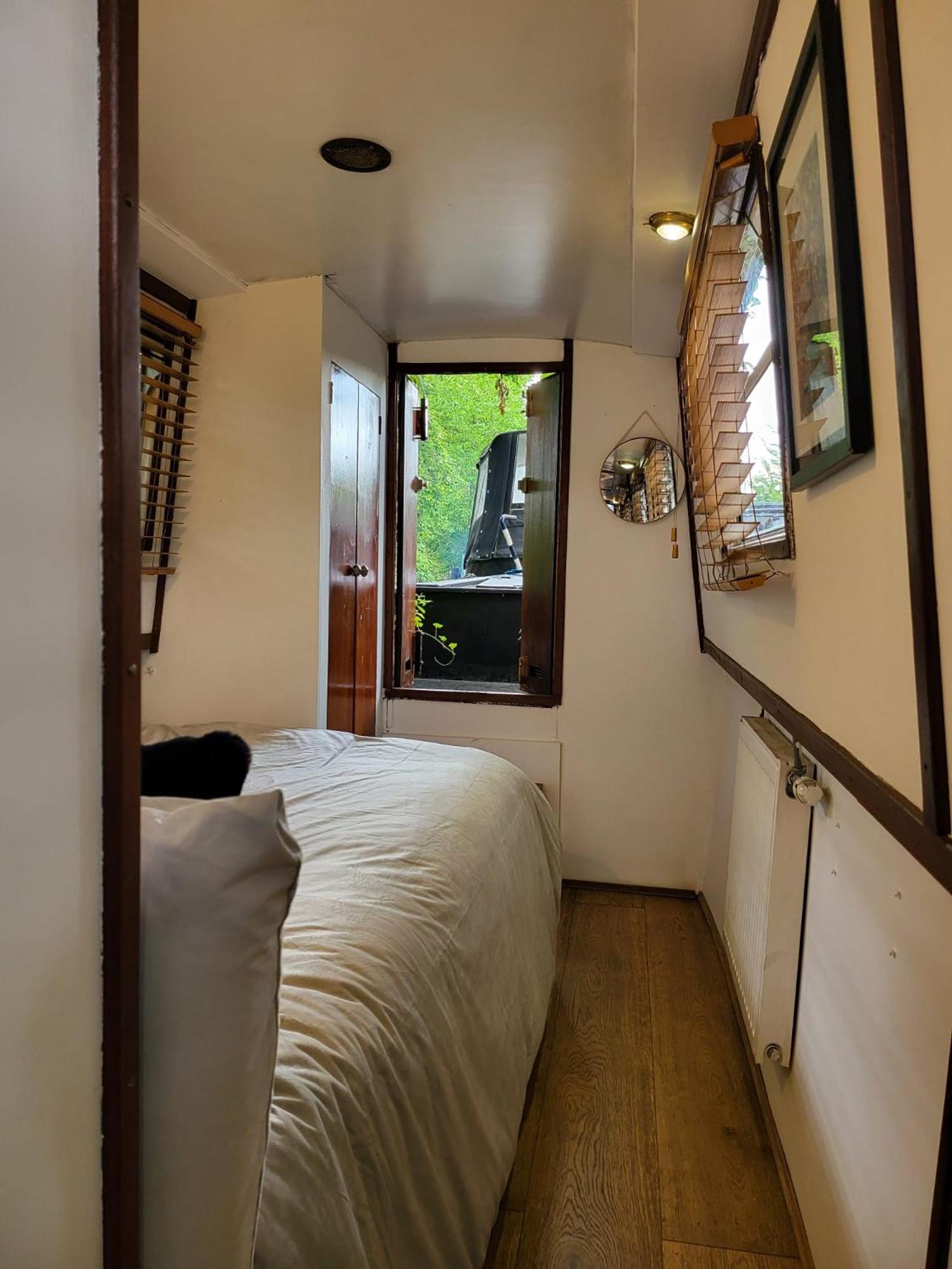 Lovely Canal Boat In Little Venice For Family & Friends 런던 외부 사진